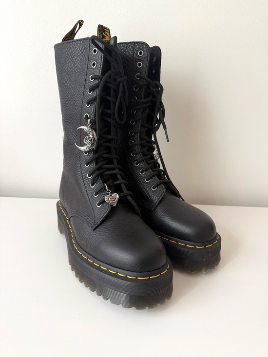 Dr. Martens Shoes - Dr Martens 1B99 quad black leather mid lace up combat boots